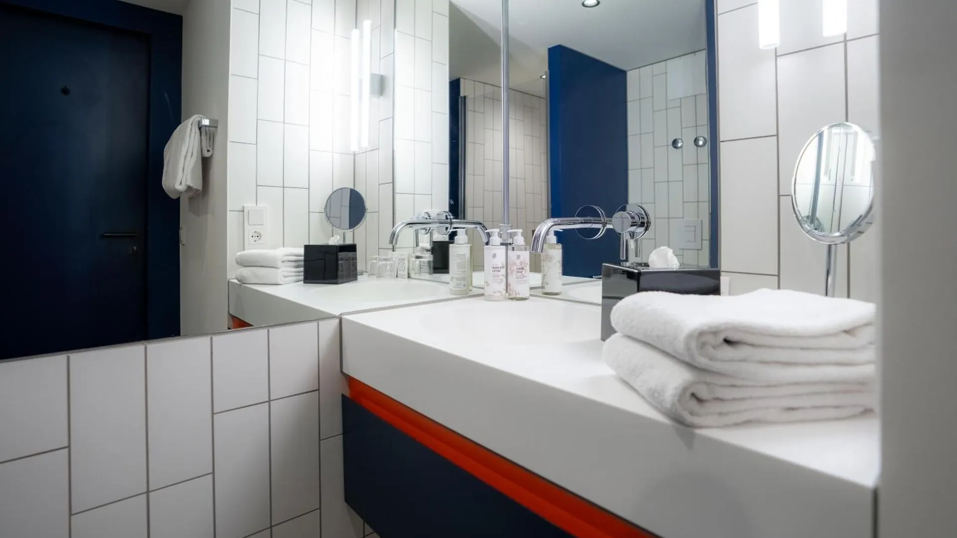 Gräfelfing Grefis Hotel 4*,